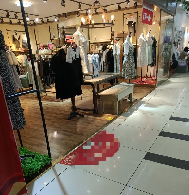 回收品牌服装